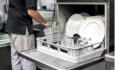 Dishwasher With Conveyor